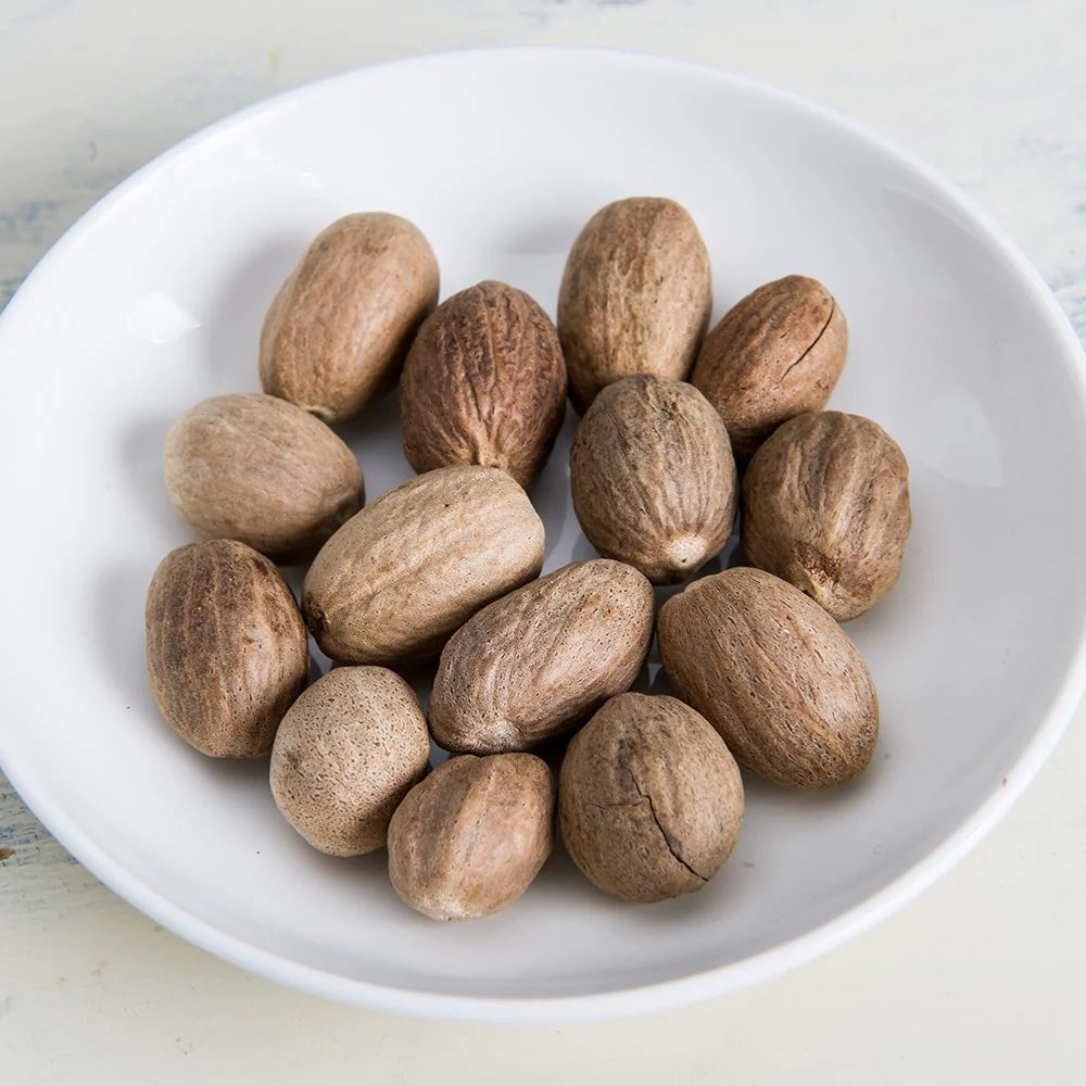 Plants Guru Whole Nutmeg (Jaiphal) 100g | Premium Whole Nutmeg | Naturally Dried | No Added Colours | No Added Preservatives | Aromatic Spice for Sweets, Curries, Baking & Masala-Spices